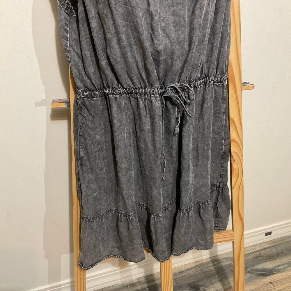 Time and Tru, flutter sleeve dress, charcoal gray pullover dress size XL above t - Picture 3 of 10